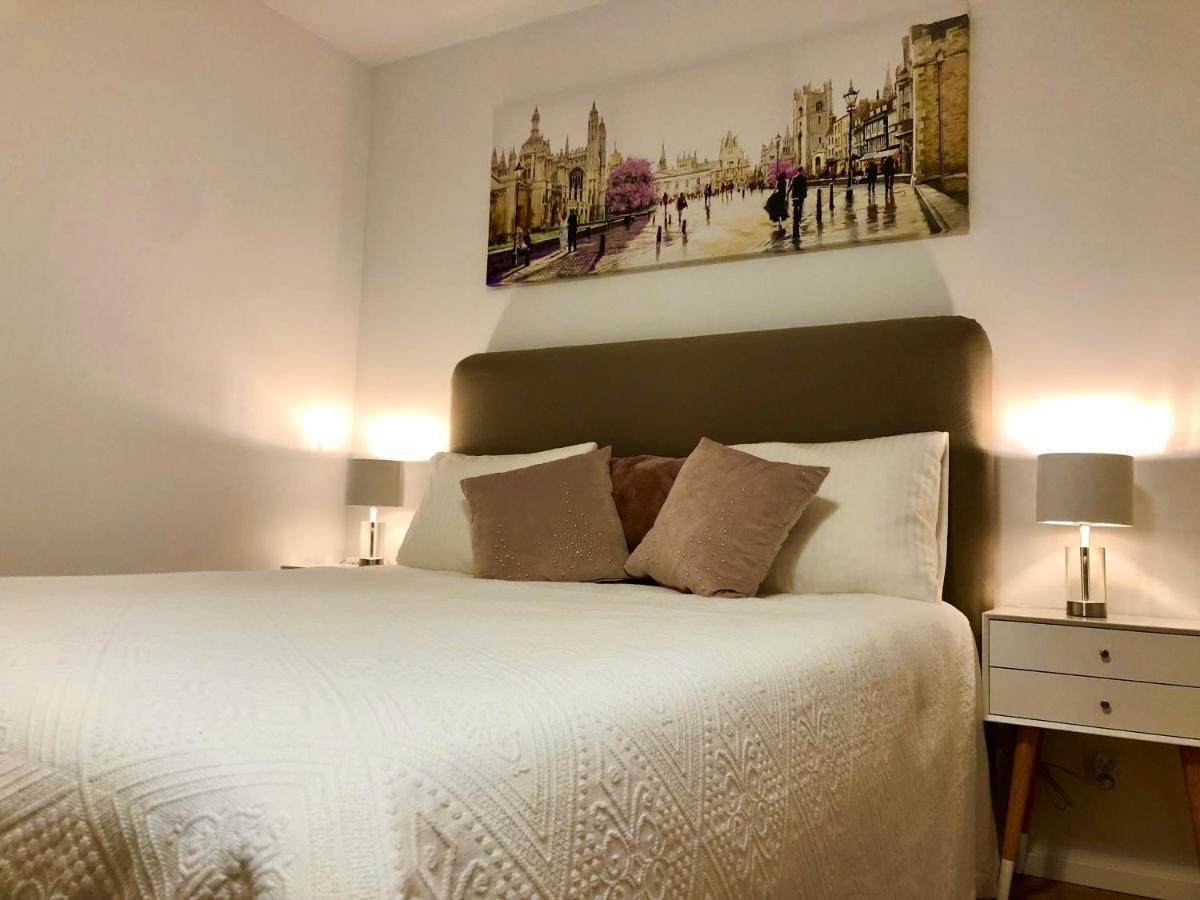 Old Town Romantic Apartment. Breslau-Wroclaw. Luaran gambar