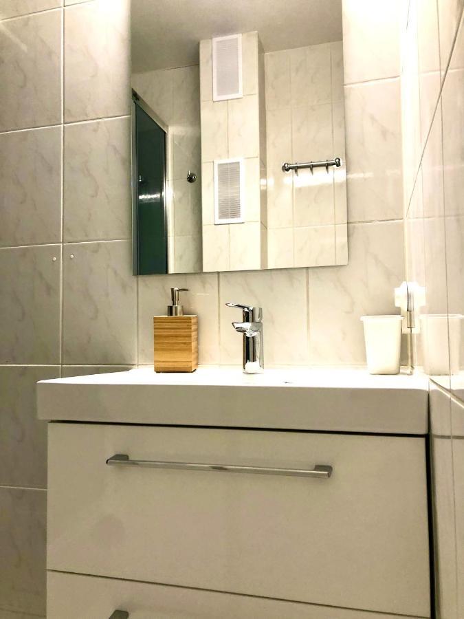 Old Town Romantic Apartment. Breslau-Wroclaw. Luaran gambar