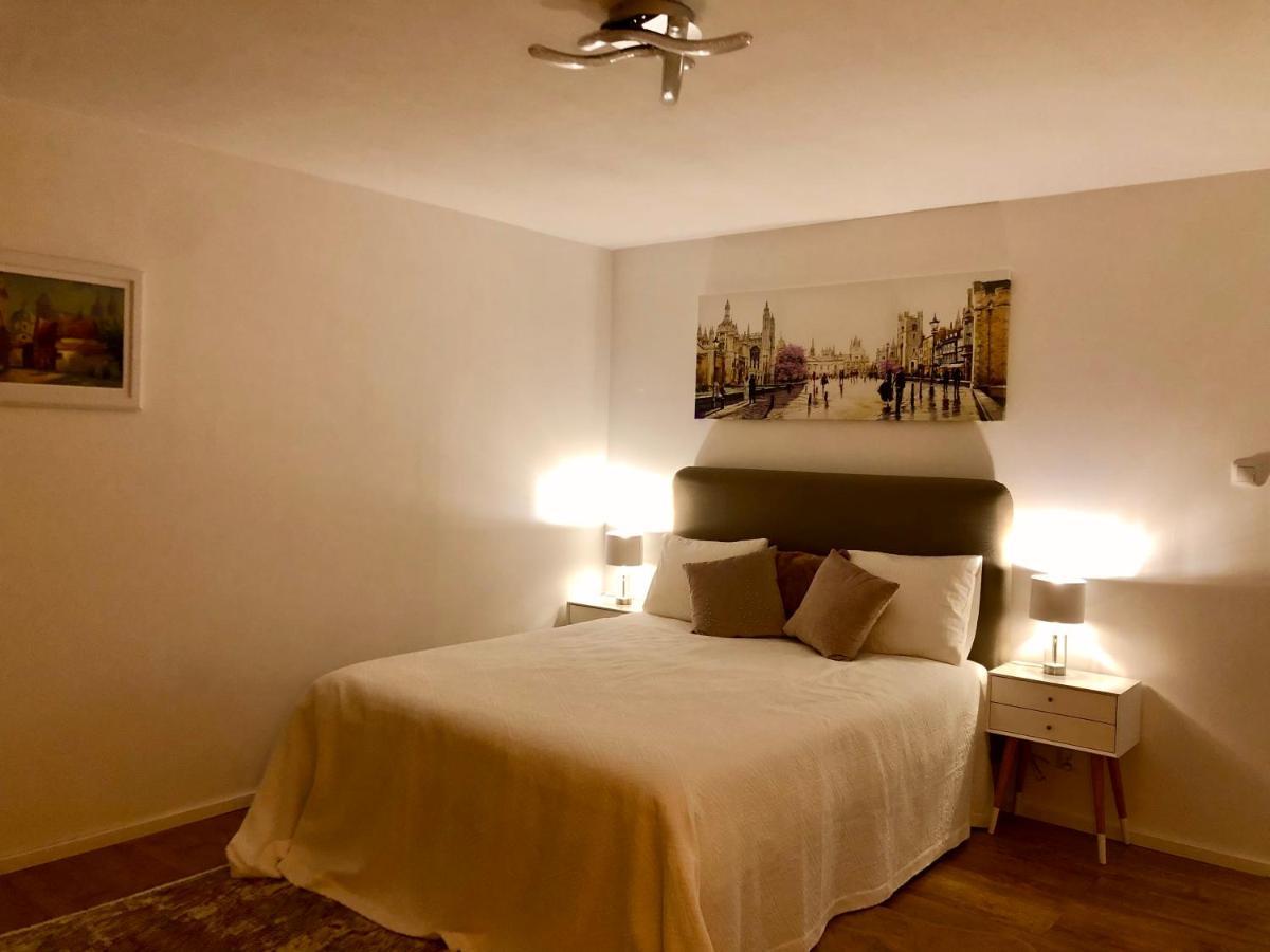 Old Town Romantic Apartment. Breslau-Wroclaw. Luaran gambar