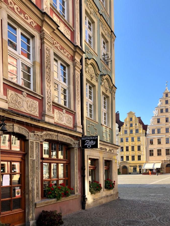 Old Town Romantic Apartment. Breslau-Wroclaw. Luaran gambar