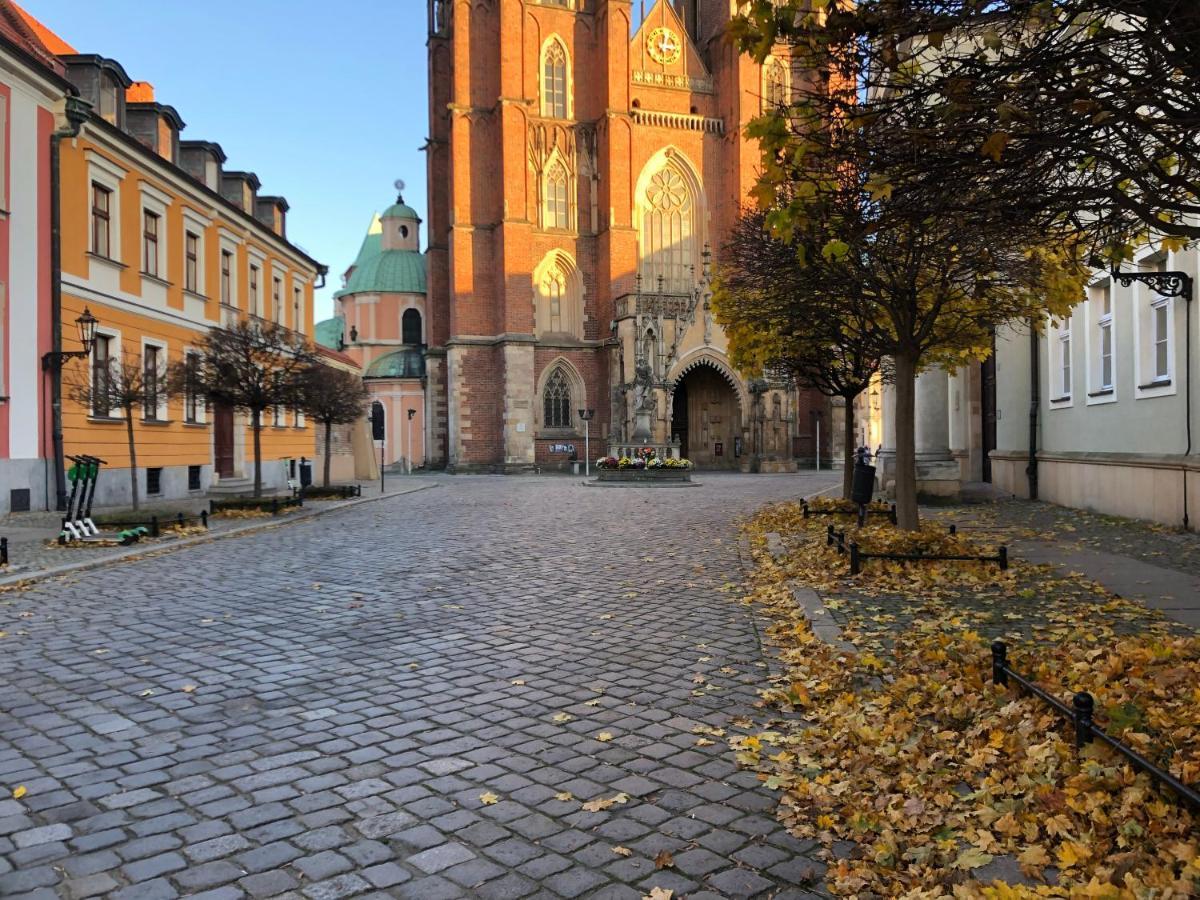 Old Town Romantic Apartment. Breslau-Wroclaw. Luaran gambar