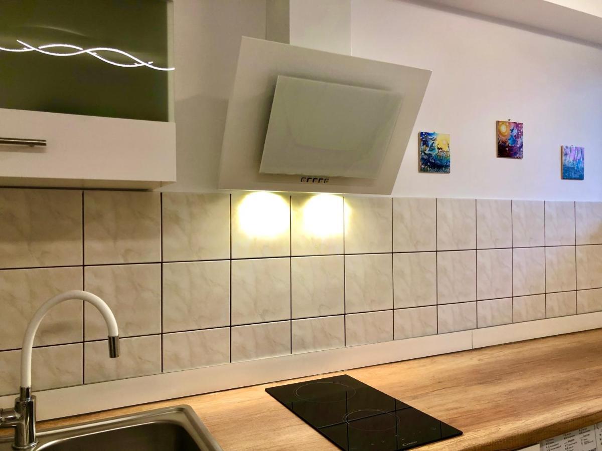 Old Town Romantic Apartment. Breslau-Wroclaw. Luaran gambar